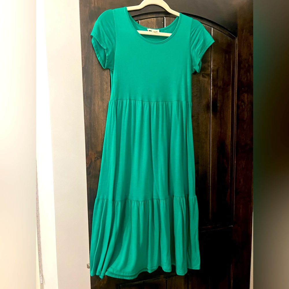 Elegant Green Women's Dress